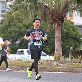 Runner Photo 7694215
