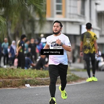 Runner Photo 7694243