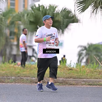 Runner Photo 7694269
