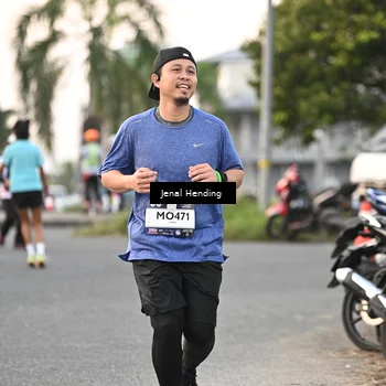 Runner Photo 7694272
