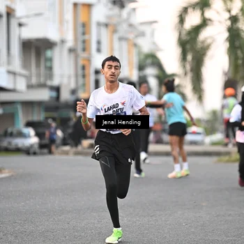 Runner Photo 7694285