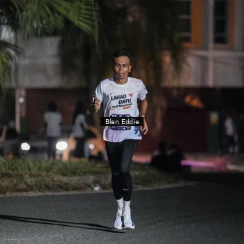 Runner Photo 7694286