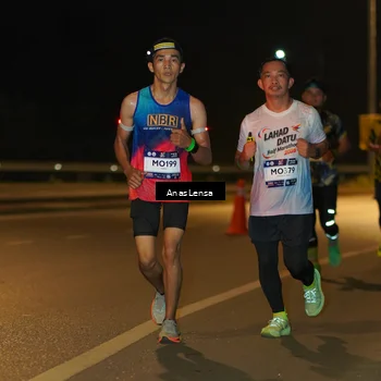 Runner Photo 7694301