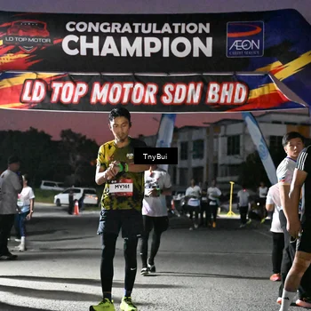 Runner Photo 7694310