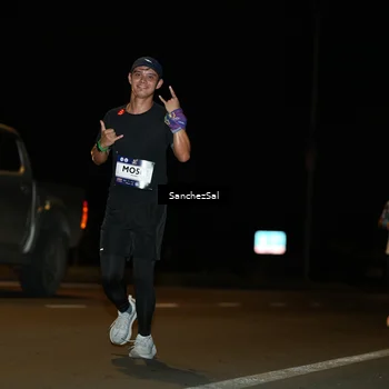 Runner Photo 7694344
