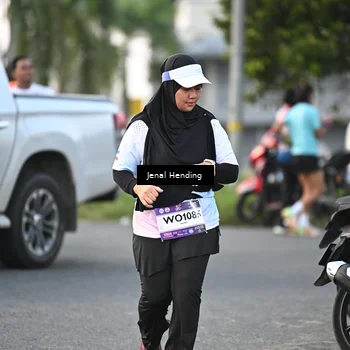 Runner Photo 7694359