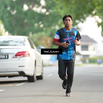 Runner Photo 7694370