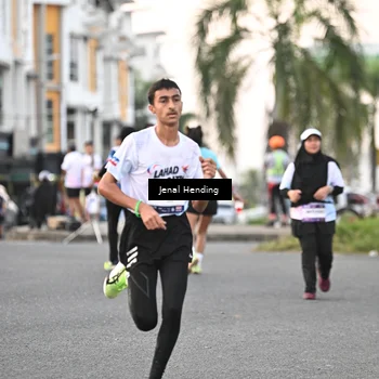 Runner Photo 7694371