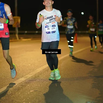 Runner Photo 7694387