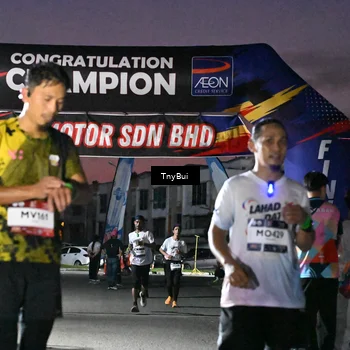 Runner Photo 7694406