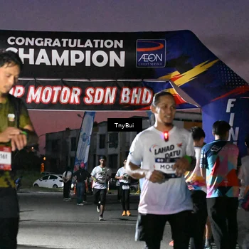 Runner Photo 7694415