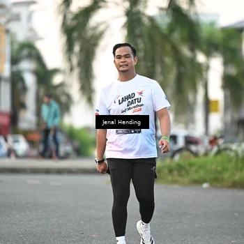 Runner Photo 7694452