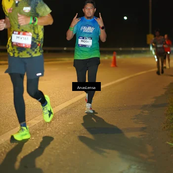 Runner Photo 7694466