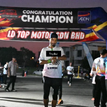 Runner Photo 7694492