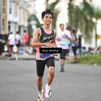 Runner Photo 7694497