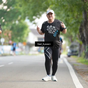 Runner Photo 7694500
