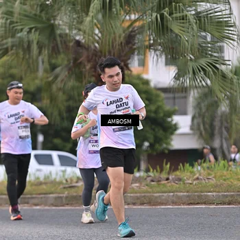 Runner Photo 7694501