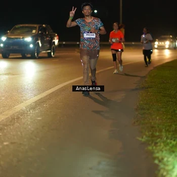 Runner Photo 7694509