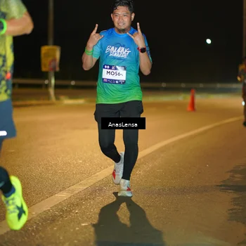Runner Photo 7694515