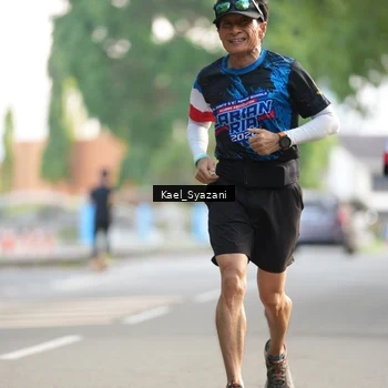 Runner Photo 7694520