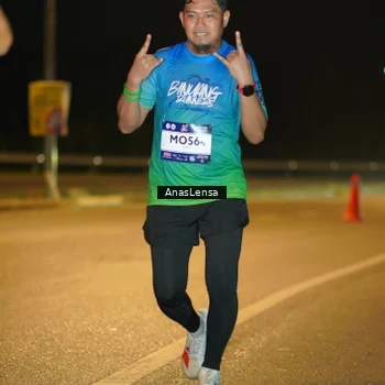 Runner Photo 7694522