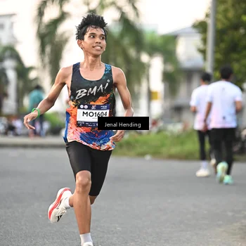 Runner Photo 7694523