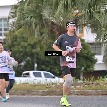 Runner Photo 7694530