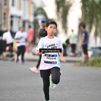 Runner Photo 7694539