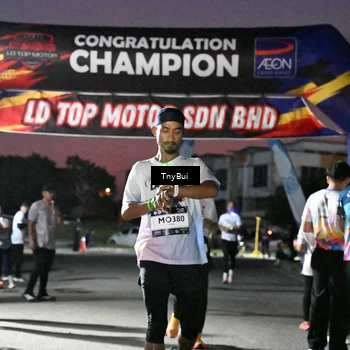 Runner Photo 7694543