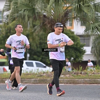 Runner Photo 7694544