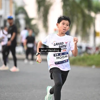 Runner Photo 7694551