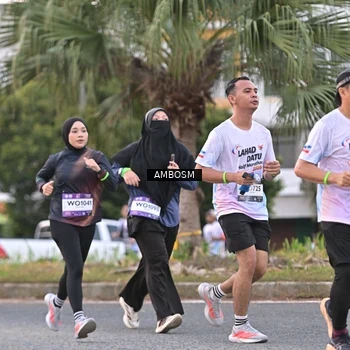 Runner Photo 7694558