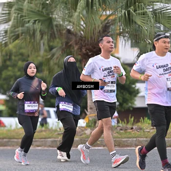 Runner Photo 7694589