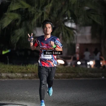 Runner Photo 7694605