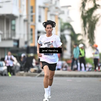 Runner Photo 7694610