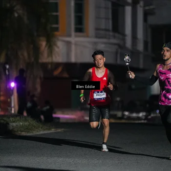 Runner Photo 7694624