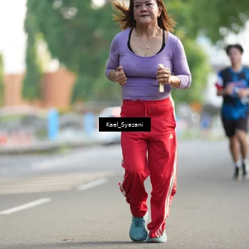 Runner Photo 7694639