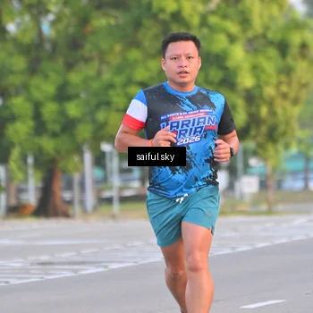 Runner Photo 7694656