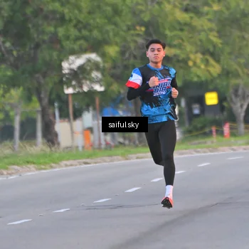 Runner Photo 7694660