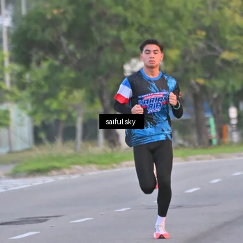 Runner Photo 7694662