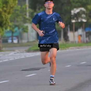 Runner Photo 7694679