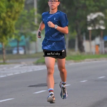 Runner Photo 7694680