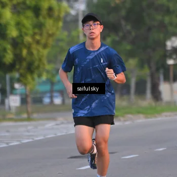 Runner Photo 7694683