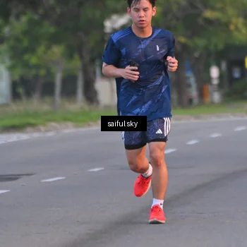 Runner Photo 7694685