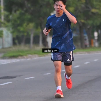 Runner Photo 7694688