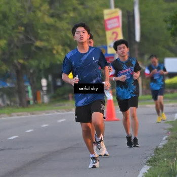 Runner Photo 7694697