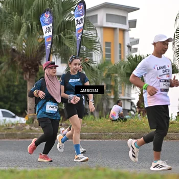 Runner Photo 7694698