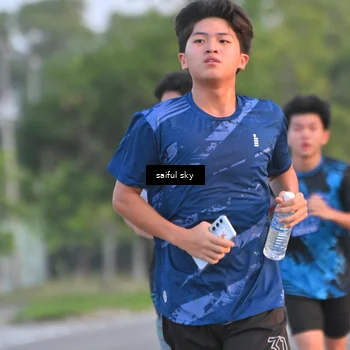 Runner Photo 7694701