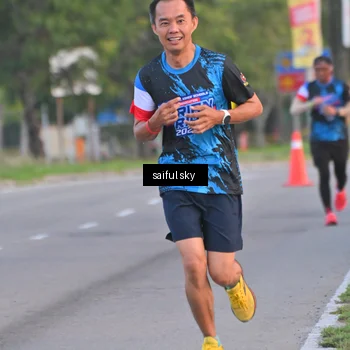 Runner Photo 7694714