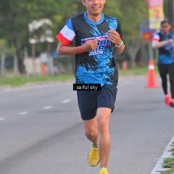 Runner Photo 7694715